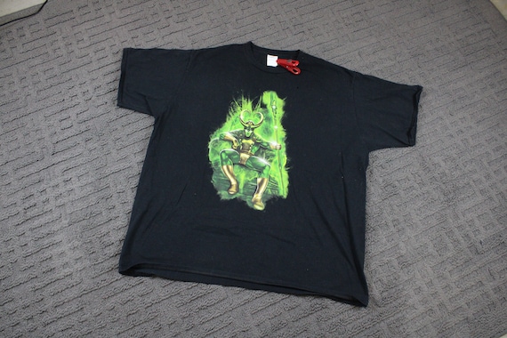 Vintage Tekken T-Shirt / 90s Capcom Video Games /