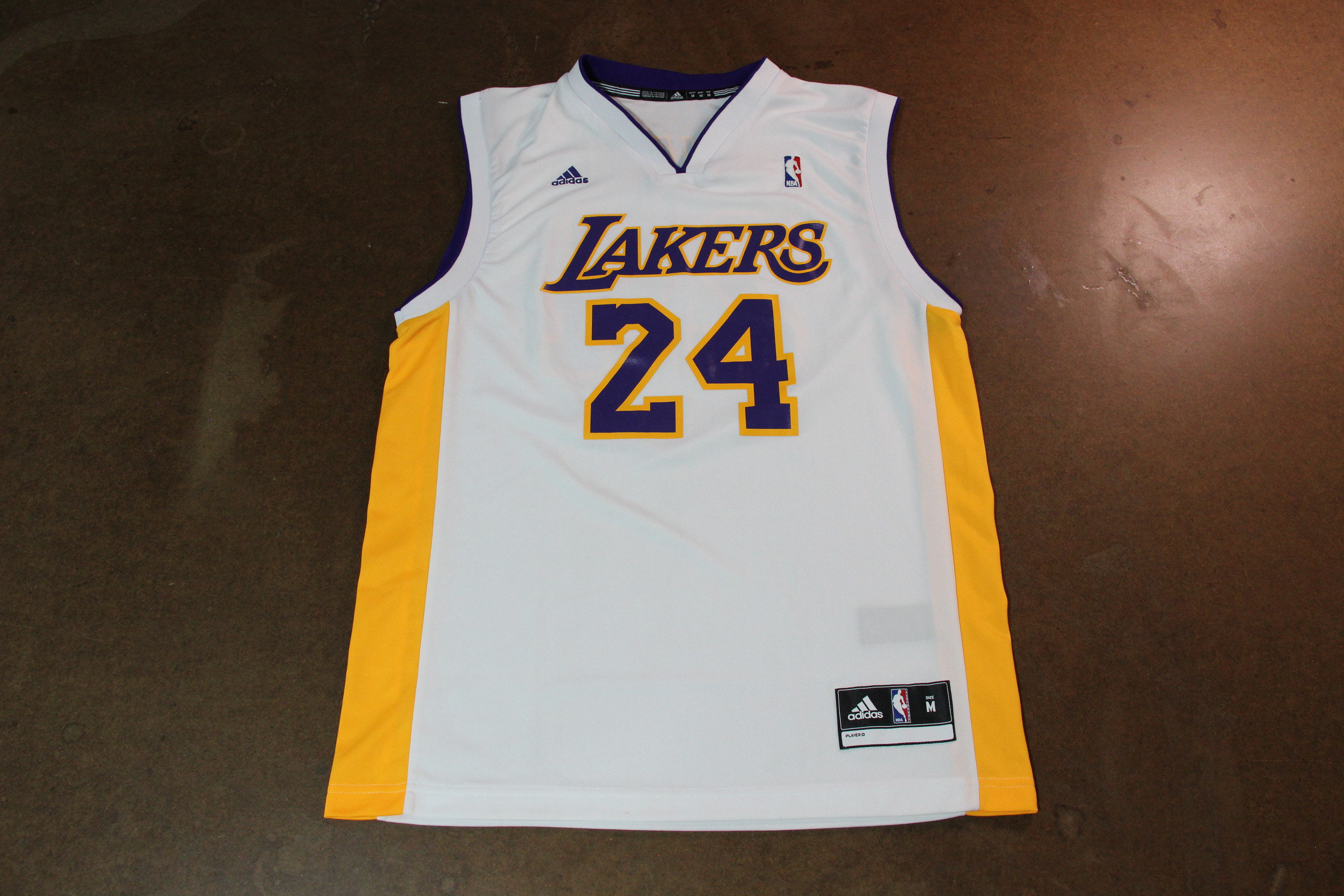 Kobe Bryant Adidas Authentic Home Los Angeles Lakers Jersey #24 (Size 44)