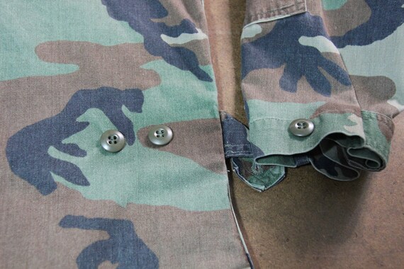 Army Fatigue Jacket / 90s Vintage Camo Coat / Mil… - image 7