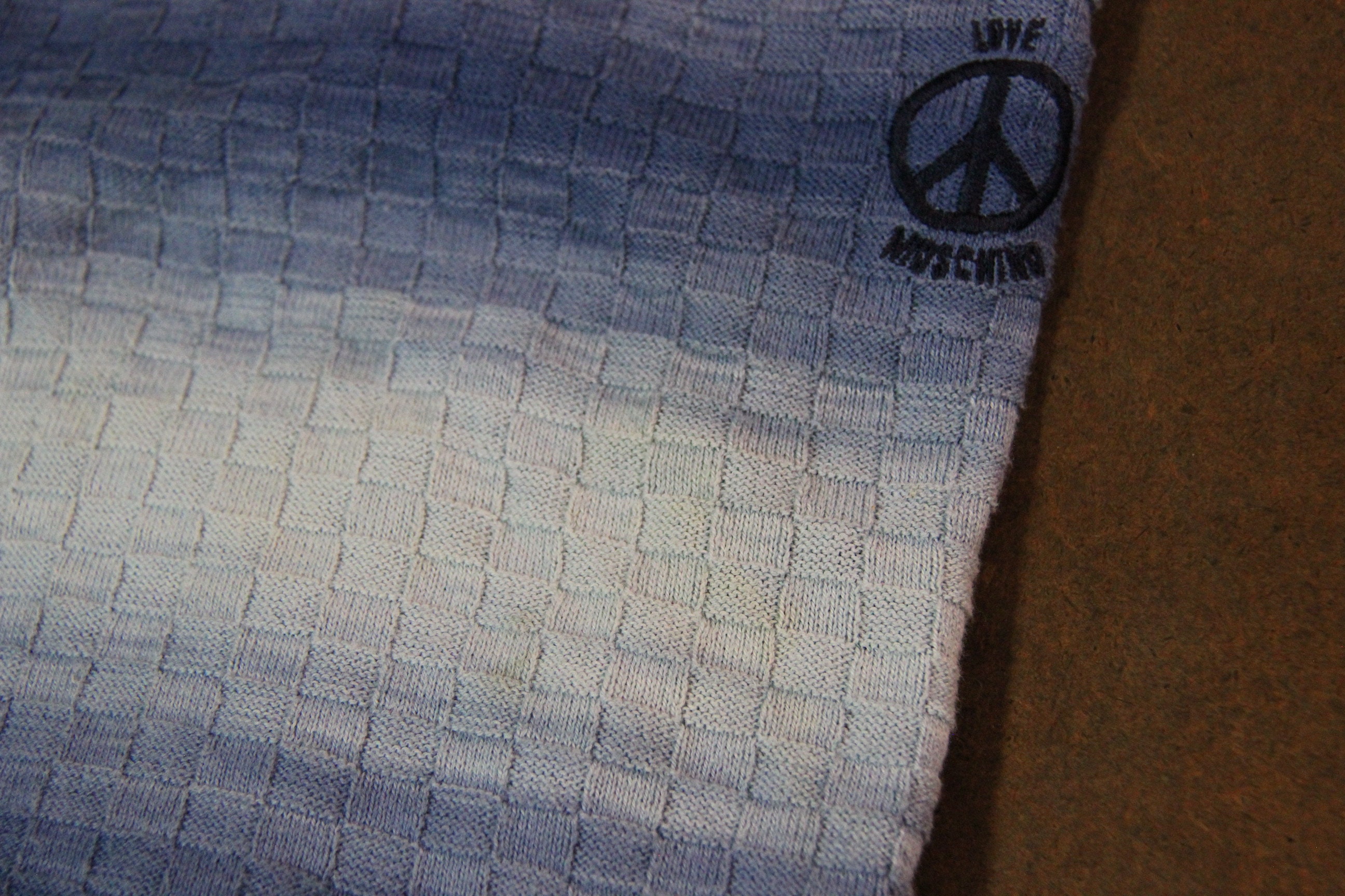 Moschino peace sweatshirt cheap