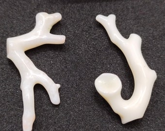 Branche de corail blanc du Japon naturel, pierre précieuse polie (68,75 ct) - France