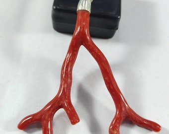 Hanger koraalrode tak: handgemaakte sterlingzilveren sieraden