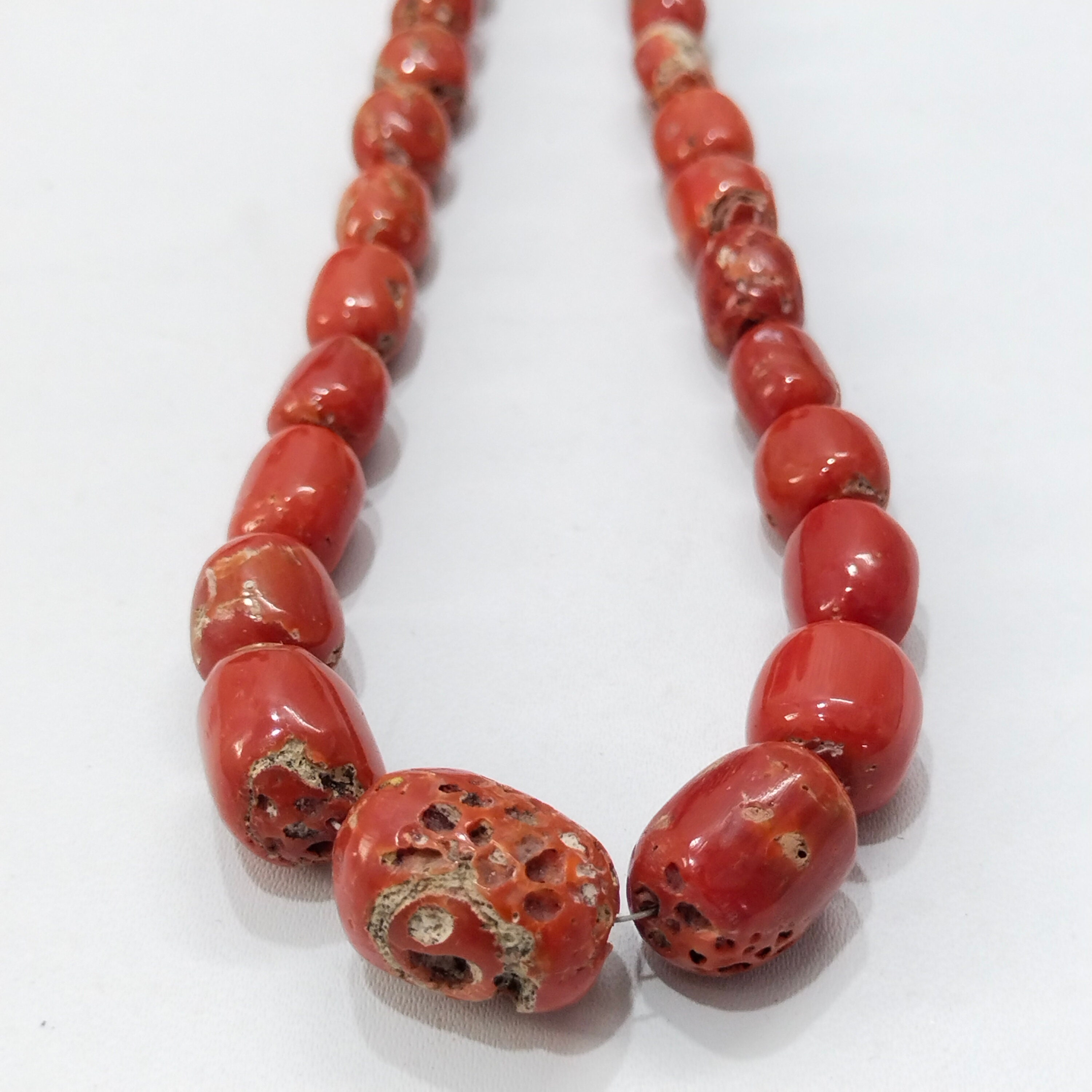 Perles en vrac de corail rouge italien 100 % naturelles