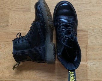 classic doc martens