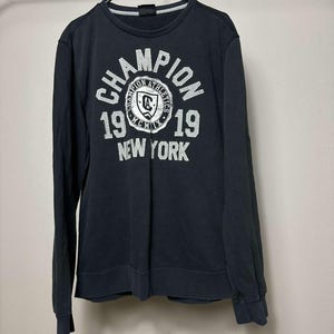 Vintage Champion Pullover Sweatshirt Size L