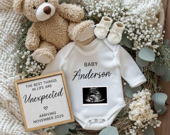 Editable Social Media Pregnancy Announcement Template: Gender Neutral Baby Reveal (Digital Download