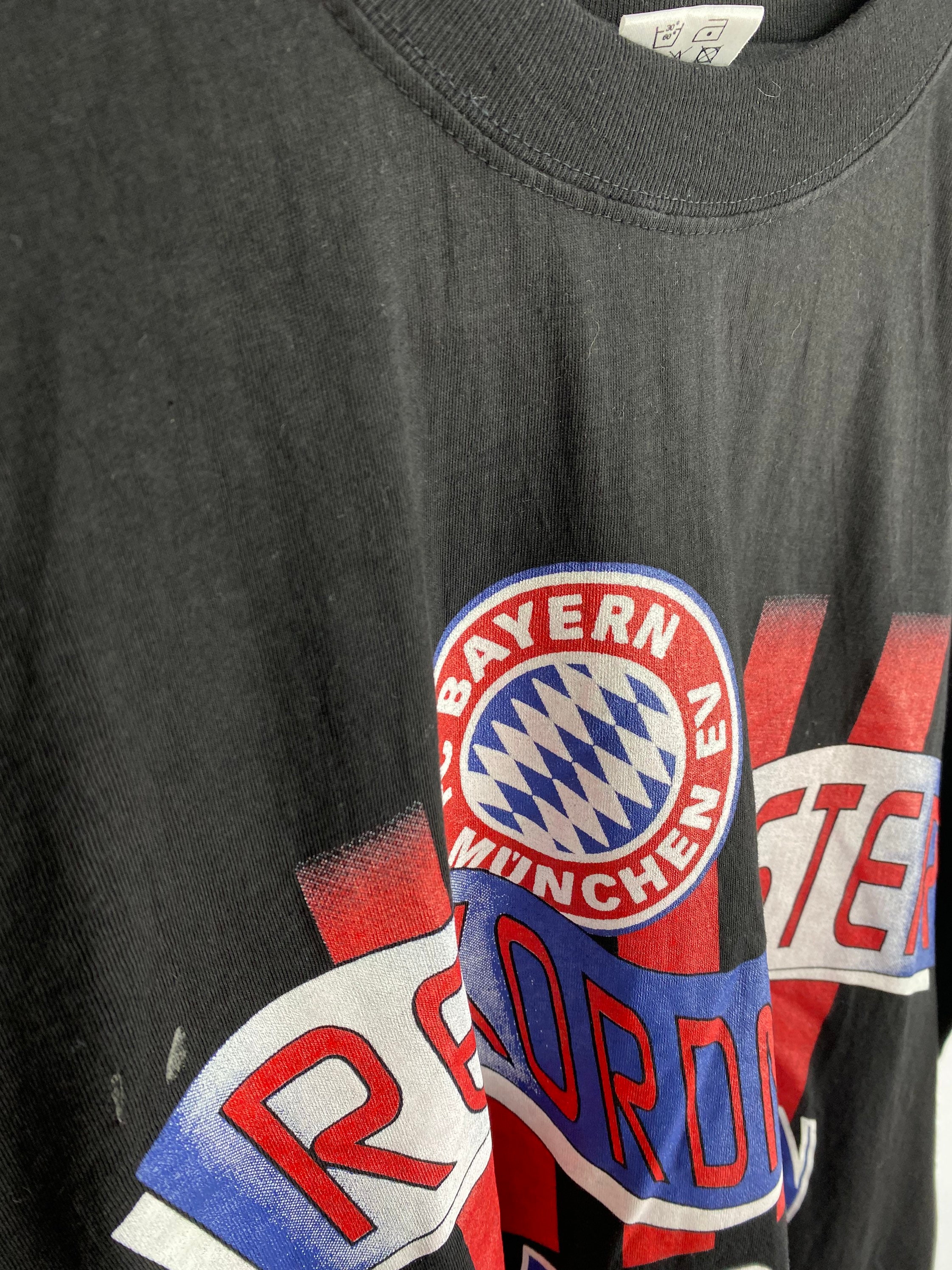 Discover Bayern Mnchen 90s vintage Fuball Rekordmeister T-Shirts