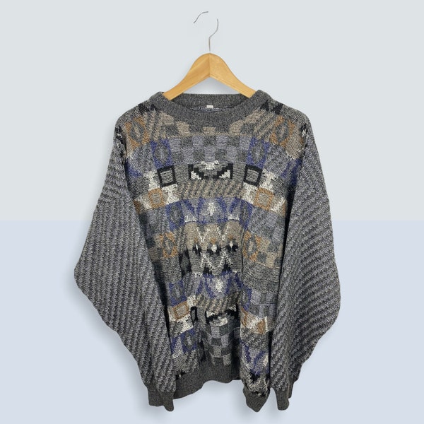 Weicher 80s 90s vintage crazy geometric pattern Bill Cosby Strickpullover mit Schachbrett Muster vorne und gestreift hinten grau blau size L