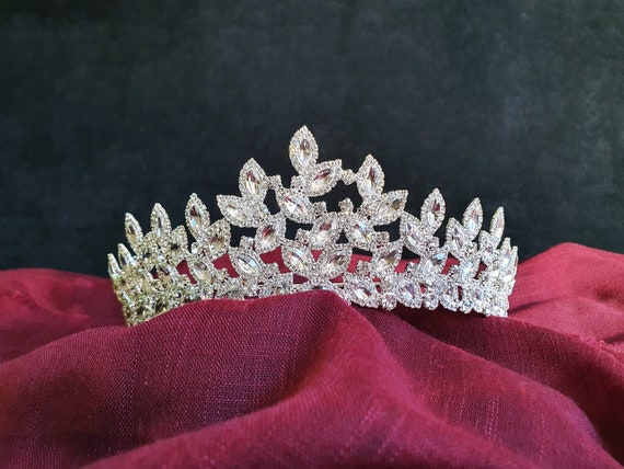 Wedding Tiara Crown,silver Royal Bridal Tiara Crown for Your  display picture 3