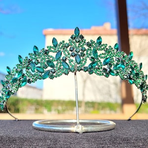 TiaraParadise ,The Queen&#39;s crown , wedding tiaras for women . charming bridal crown for your magnificent weddings,silver crown,silver tiara