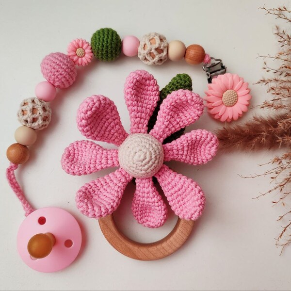 Kit pour bebe - hochet fleur et attache tetine - amigurumi hochet fleur