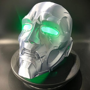 Dr. doom 3d print helmet | Von doom 3d print helmet| Silver silk printed or raw pla