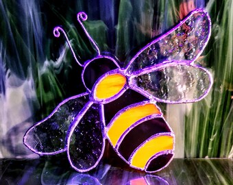 Stained Glass Bumble Bee Suncatcher made with UV Reactive Glass
