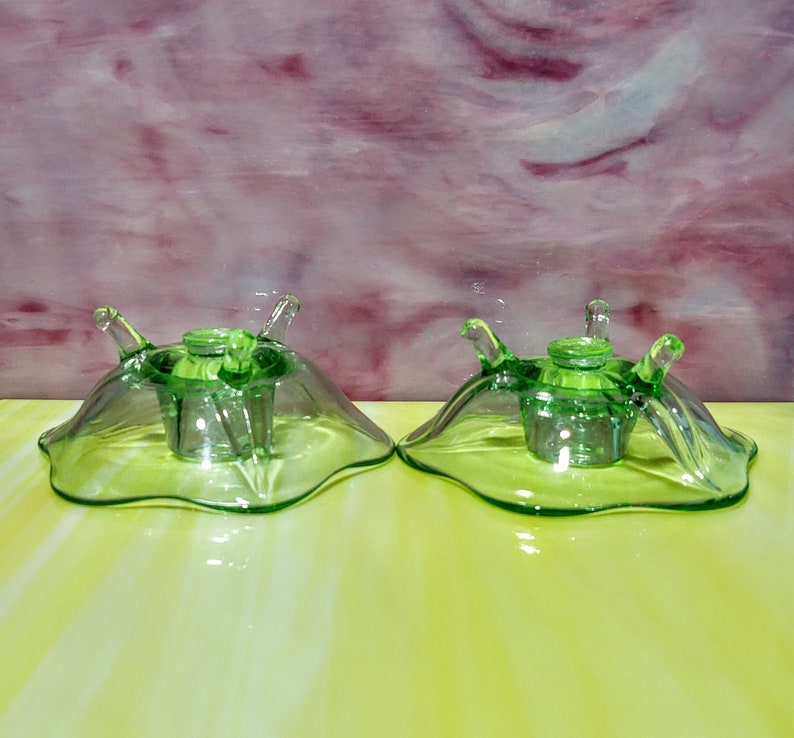 CIRCA 1930 Set of two Antique Fostoria green VaselineUranium candle holders