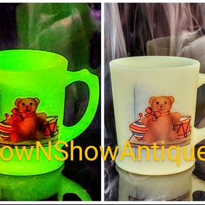 Vintage Fenton Satin Custard Uranium Glass Handled Mug Teddy Bear With Top And Drum Circa 1970