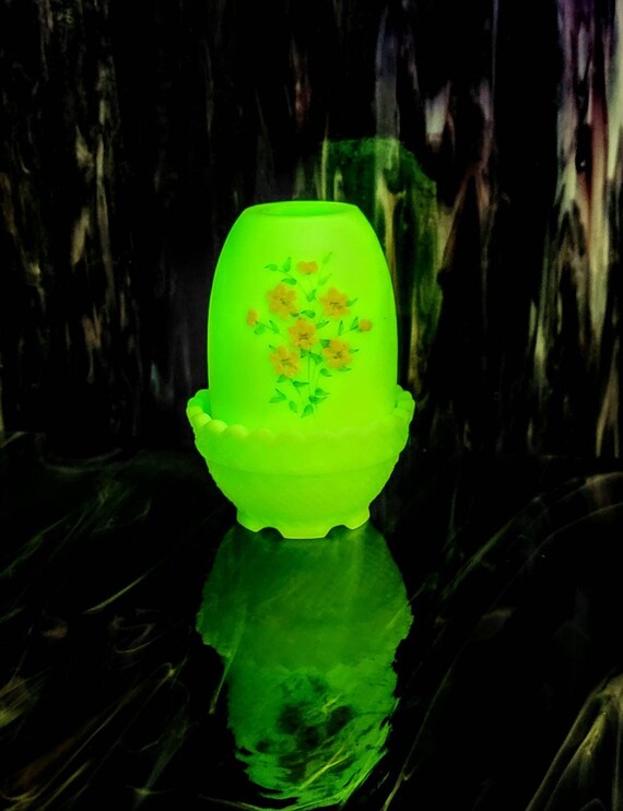 Fenton custard on sale glass fairy lamp