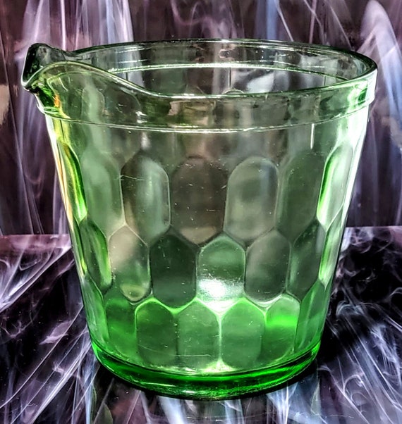 Vintage Jeanette Glass Green Depression Ice Bucket Hex Optic