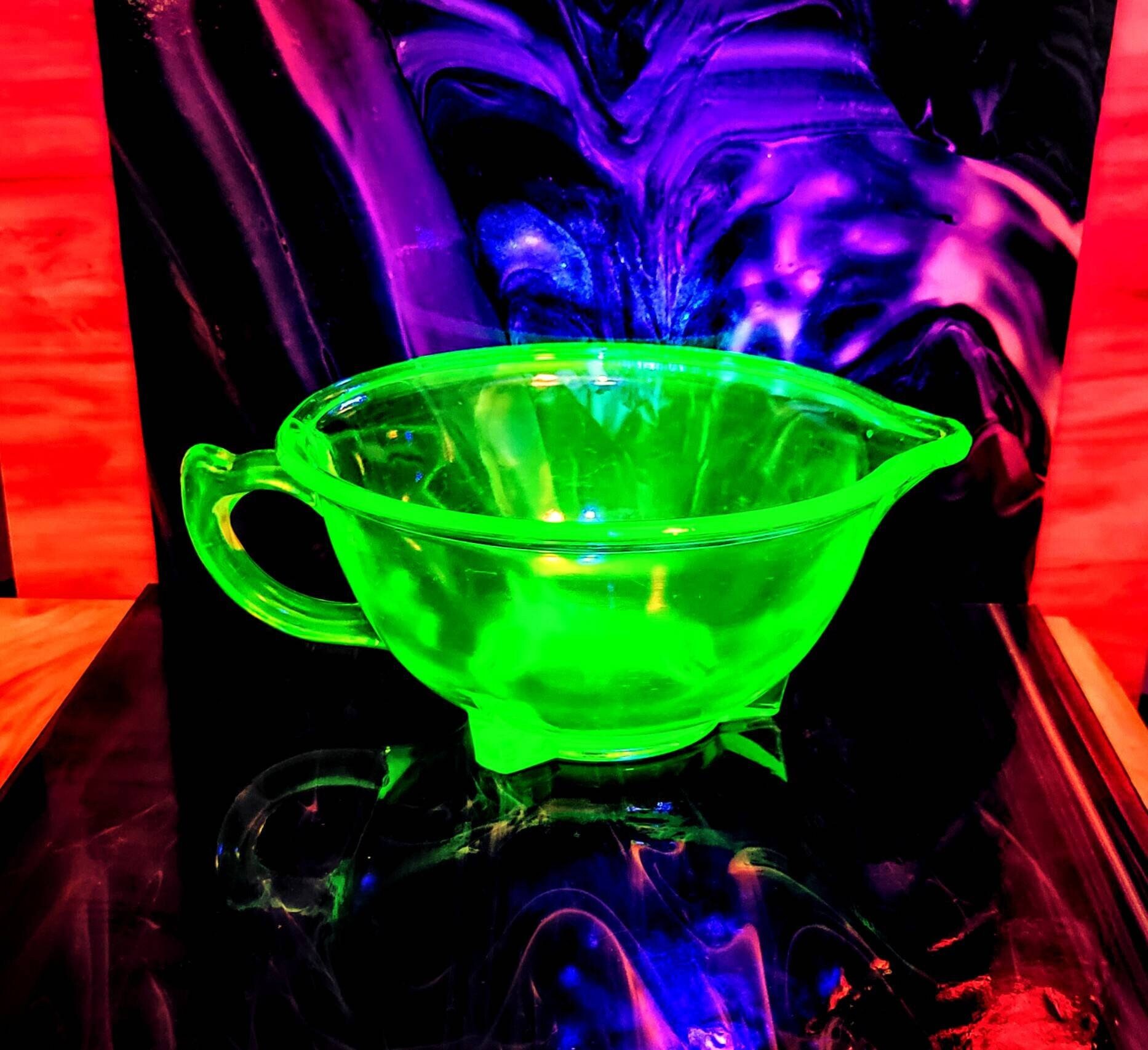 Vintage Uranium Depression Glass Batter Bowl with Pour Spout & Handle