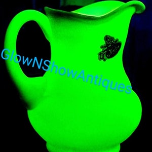 Vintage Fenton Burmese Uranium Glass Creamer CIRCA 1970