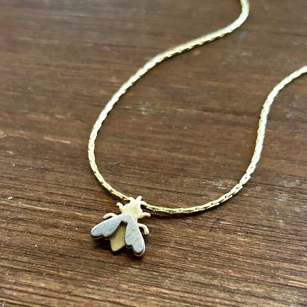 Just Bee necklace