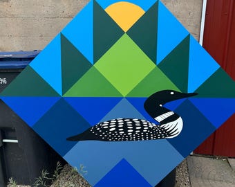 Loon Barn Quilt: Customizable Exterior Sign
