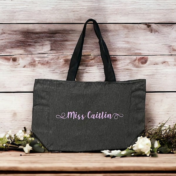 Personalized Tote Bag with Zipper & Pockets | Wedding Tote Bag | Custom Bridesmaid Totes | Maid of Honor Canvas Tote | Bridal Party Tote Bag