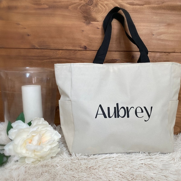 Personalized Tote Bag with Zipper | Custom Wedding Tote Bag | Bridesmaid Totes | Maid of Honor Canvas Tote | Bridal Party Tote Bags