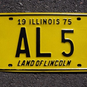 1975 Illinois Yellow Vanity License Plate # AL 5