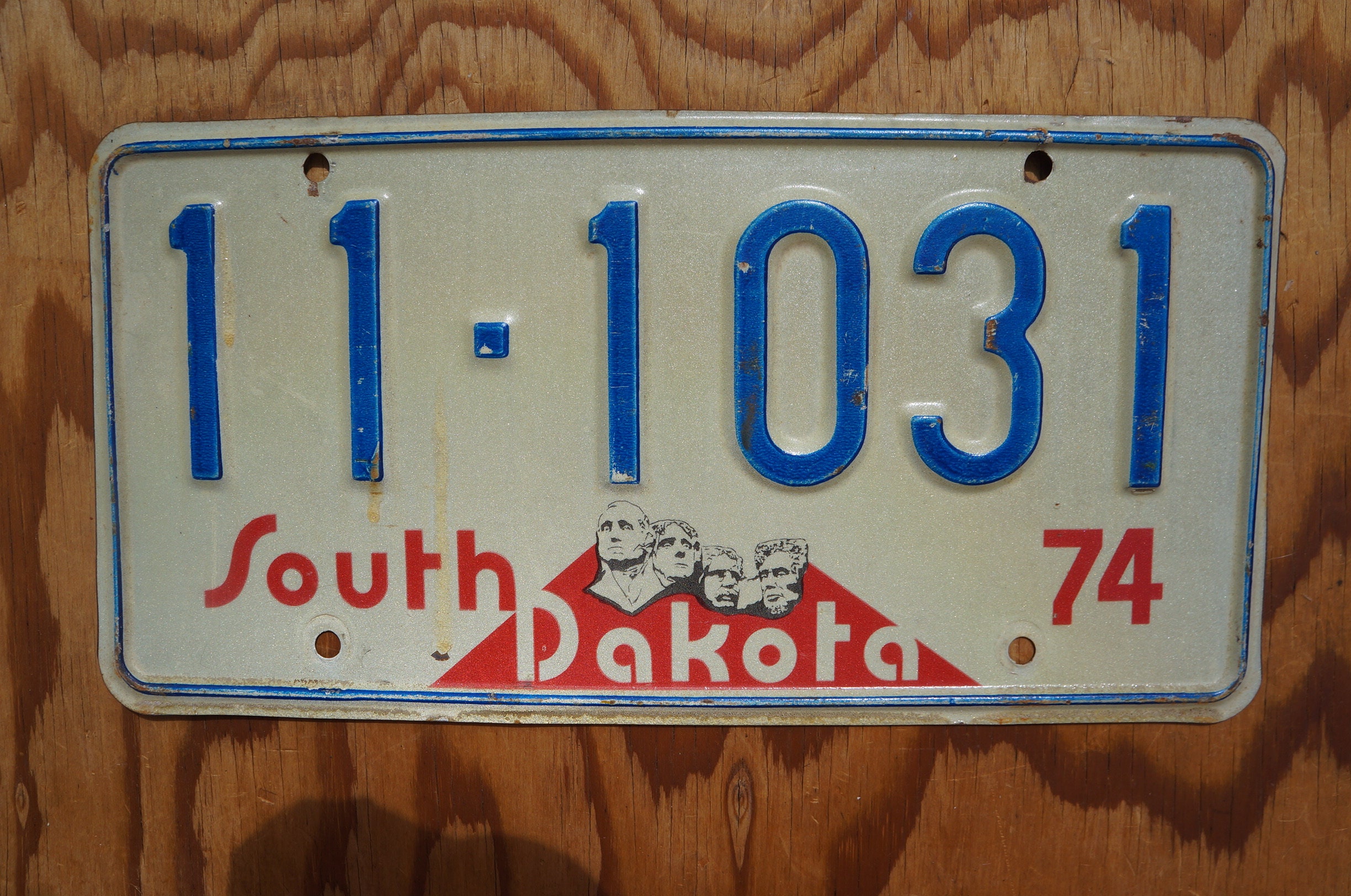 1974 South Dakota License Plate: Mount Rushmore, Bennett County - Etsy
