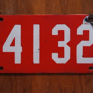 1912 NEW YORK Porcelain Red License Plate # 44132 Orignial