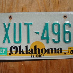 Een of meer - Oklahoma uit de jaren 80 en 90 IS OK! Nummerplaat Yellow Sun
