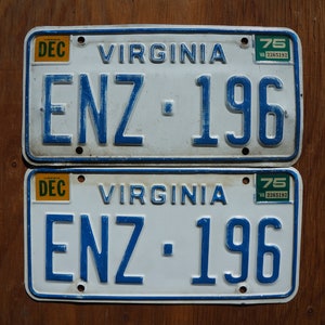 1975 Virginia Vintage White License Plate Pair / Set# ENZ - 196