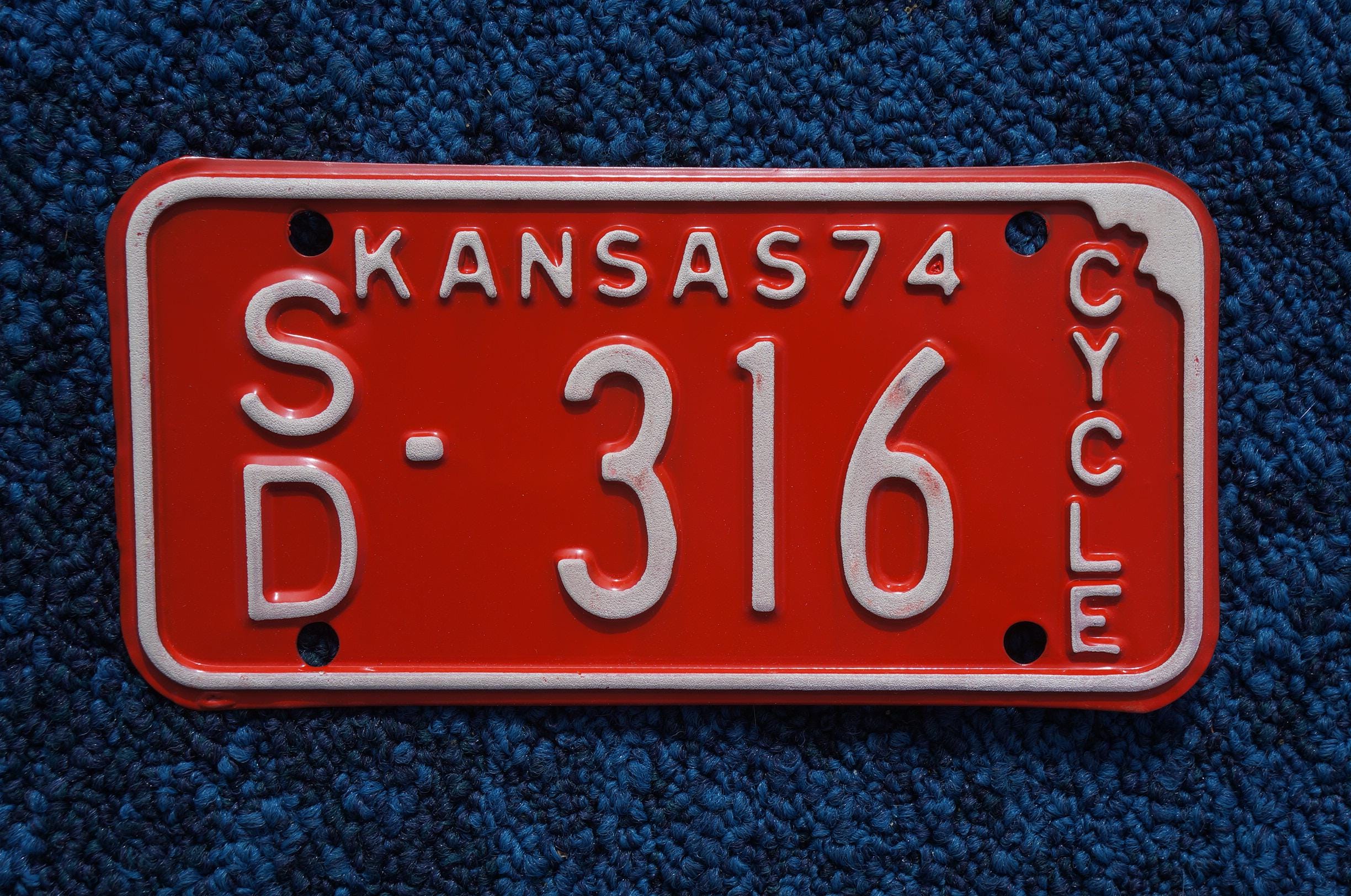 【ヴィンテージ】KANSAS’66 ナンバープレート il_fullxfull.7751629979_a9a3.jpg