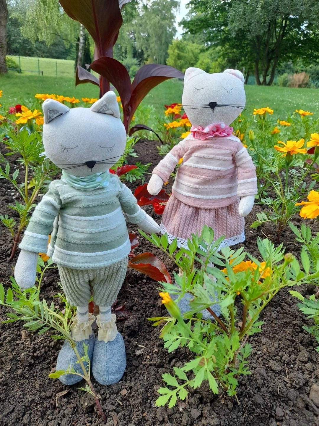 cat-stand-home-decoration-cute-cat-with-clothes-cat-home-decor-cat