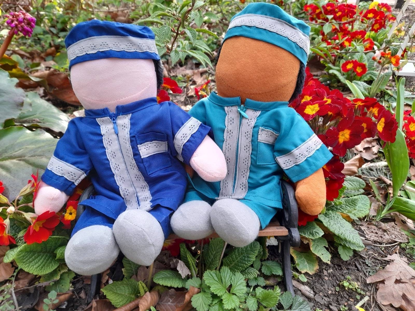 Faceless doll Faceless Muslim doll shelwar kameez + ihram Faceless Hajj doll Eid gift Fair trade Hajj doll 2 outfits Faceless doll Faceless Muslim doll shelwar kameez + ihram Faceless Hajj doll Eid gift Fair trade Hajj doll 2 outfits