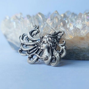 Silver plated Art Nouveau brooch jewelry vintage gift