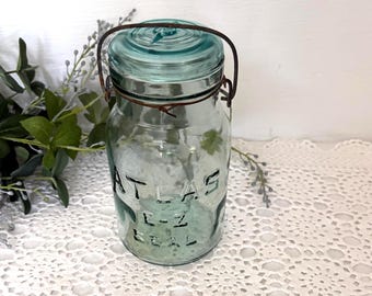 Atlas E-Z Seal Aqua Glass Quart Jar with Lid and Wire Bail, 1930s