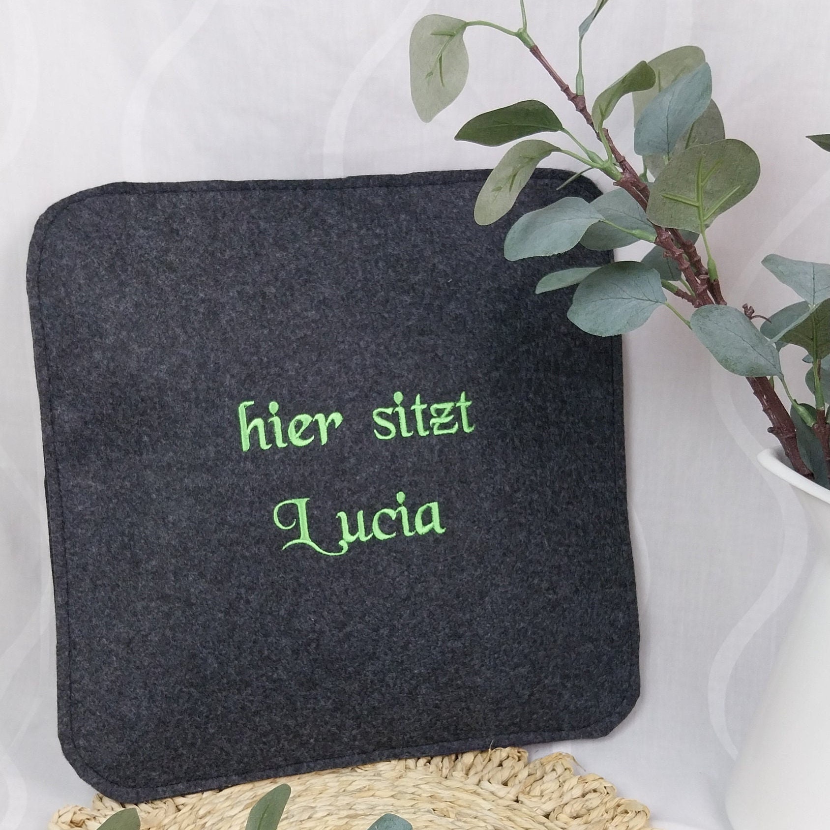 Personalized felt seat cushion – comfortable style for your home