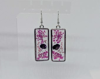 Boucles d'oreilles rectangles fleurs pressées violettes et roses