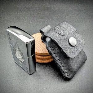 The Grunt - Handmade leather case for flip up butane lighter with snap closure | Keychain Loop Premium Black