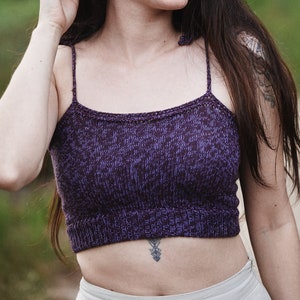 Gebreide top, crop top, breien, haken, paars, festival, zomer, strand, boho, techno, rave, feest