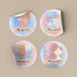 20 adesivi stickers tondi con gattini per compleanno bambini 1-12 anni personalizzati con numero nome segnaposto compleanno party kit feste