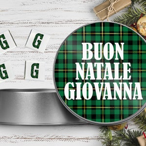 Scatola con 60 cioccolatini personalizzati fondenti al latte festività natalizie con iniziale e dedica sulla scatola tema tessuto scozzese