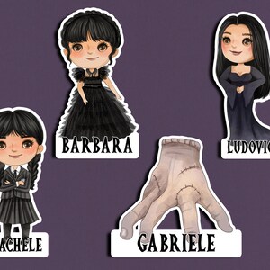 12 etichette adesive sticker sagomati famiglia halloween personalizzate nome feste compleanni scuola libri ragazza gotica ispirazione horror