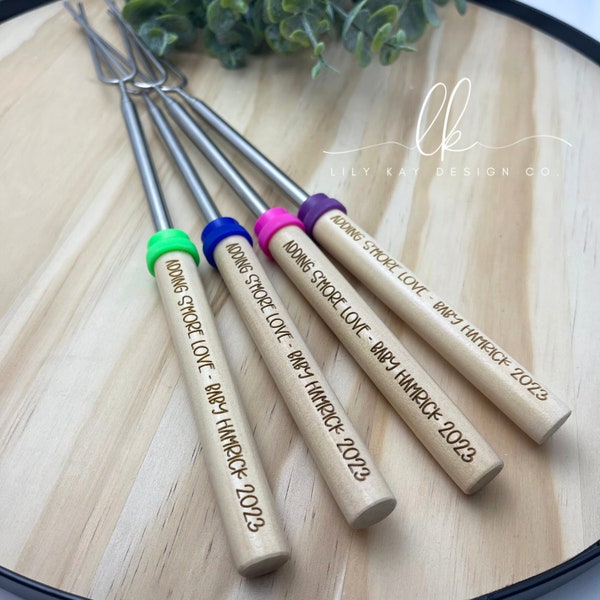 S'more Sticks with Custom Text / Personalized Marshmallow Roasting Stick / Custom Gift / Wedding Favor / Baby Shower Decor / Classroom Prize