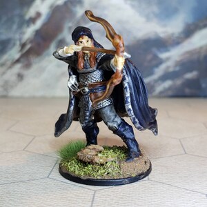 Elf Rogue/Ranger/Archer D&D Miniature