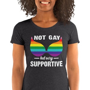 Not Gay But Supportive LGBTQ Shirt, LGBT Shirt, Regenbogen Flagge Shirt, Gay Pride Shirt, Love Is Love, Geschenk für LGBT, Kurzärmeliges T-Shirt, T-Shirt