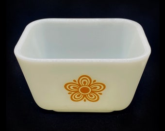 Vintage Pyrex vlinder goud 501-B Schaal (geen deksel)