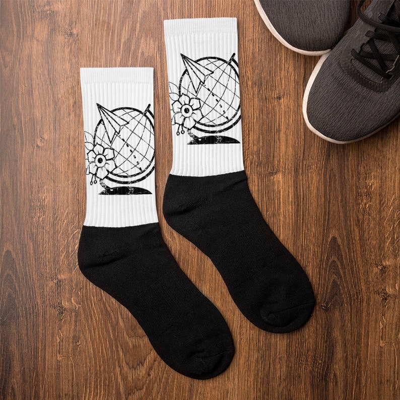 Nomad Globe Unisex Socks