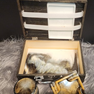 Medium wood storage box
